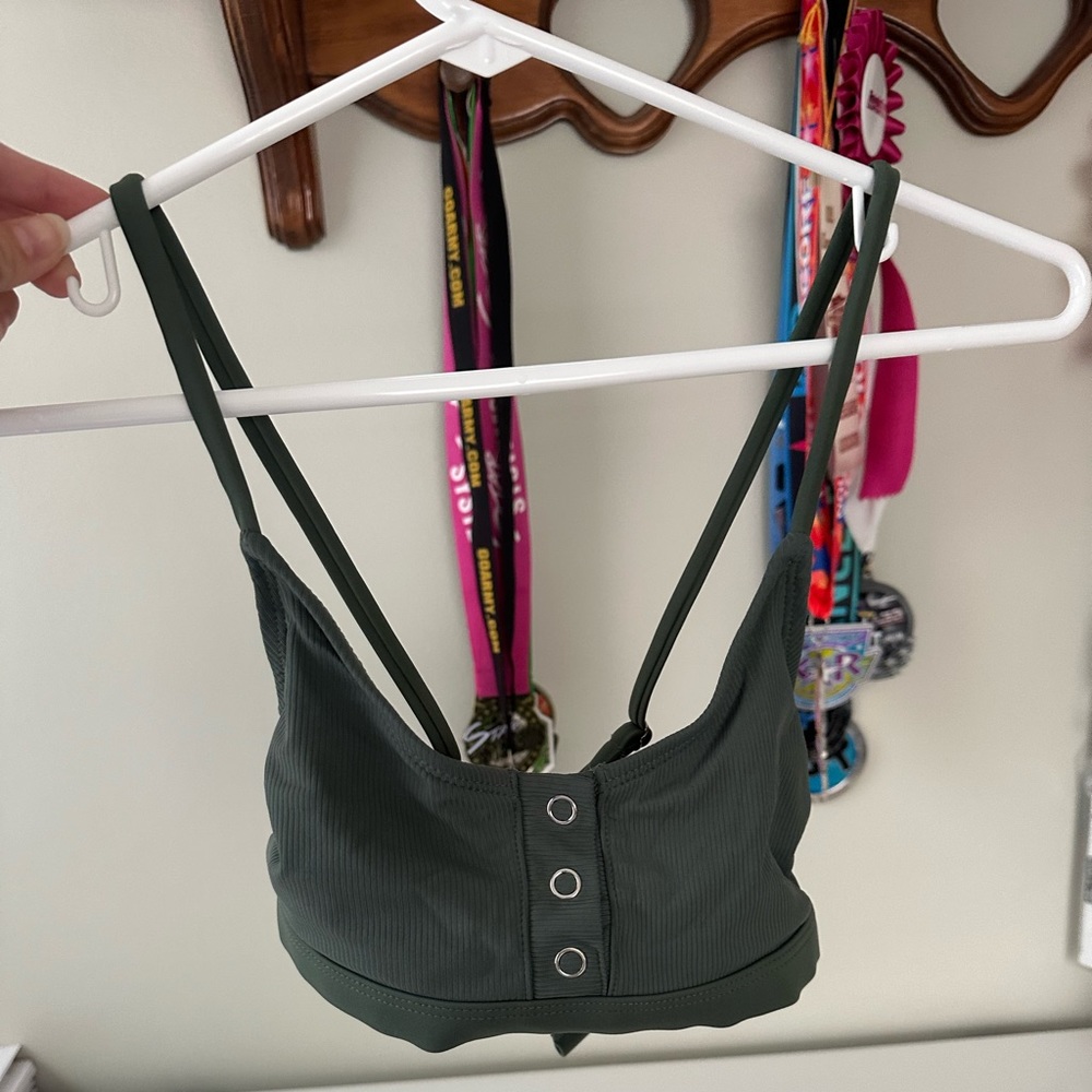Xhilaration green bikini top, size Small